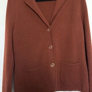 Talbots sweater blazer
Chestnut brown